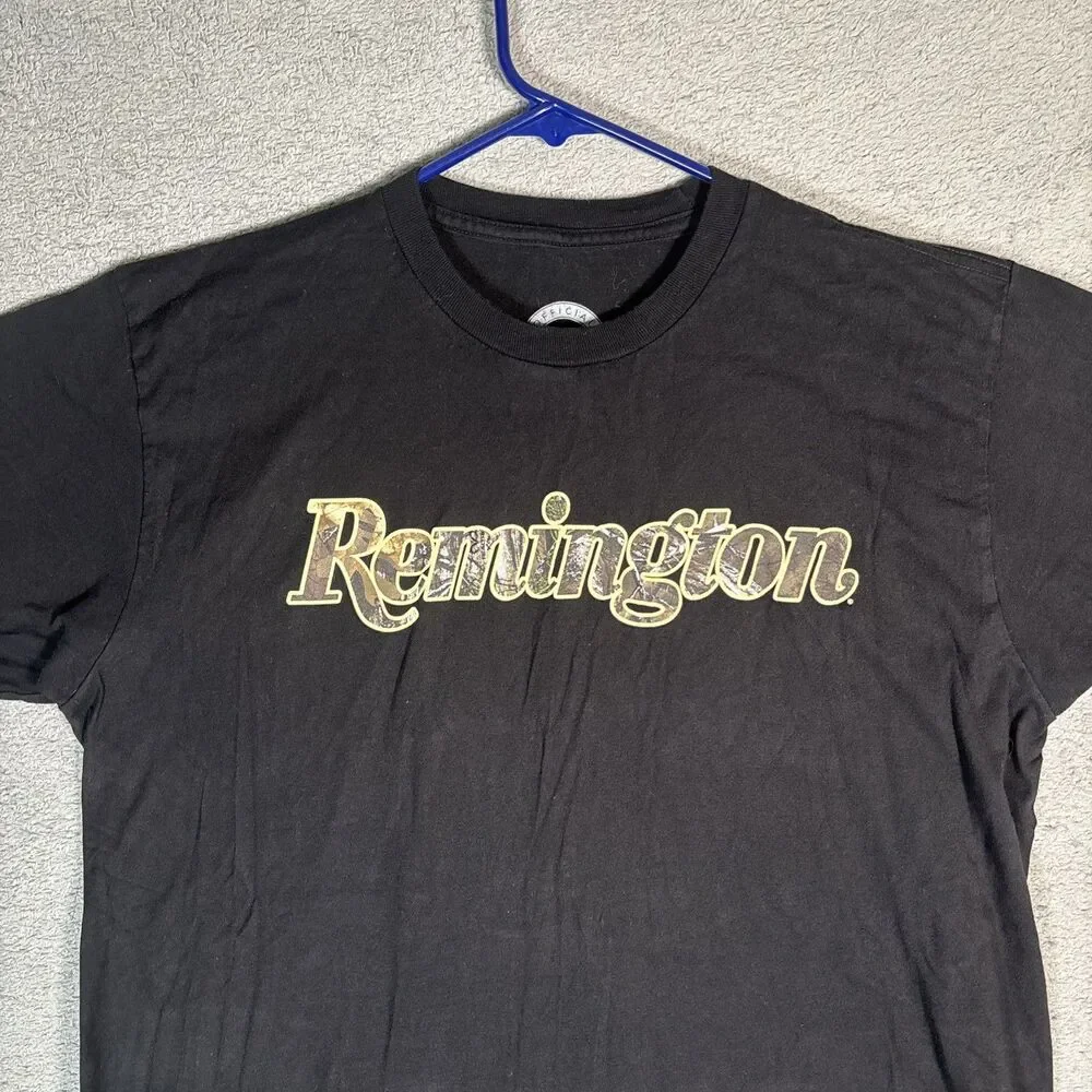 Remington T Shirt Men's Size L Patriotic USA Grunge Guns‎ Firearms Logo Hunting